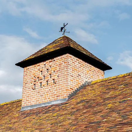 Pigeon House - Unique Barn With Private Garden, Hot Tub And Wood Burner Villa Shrewsbury Exterior photo