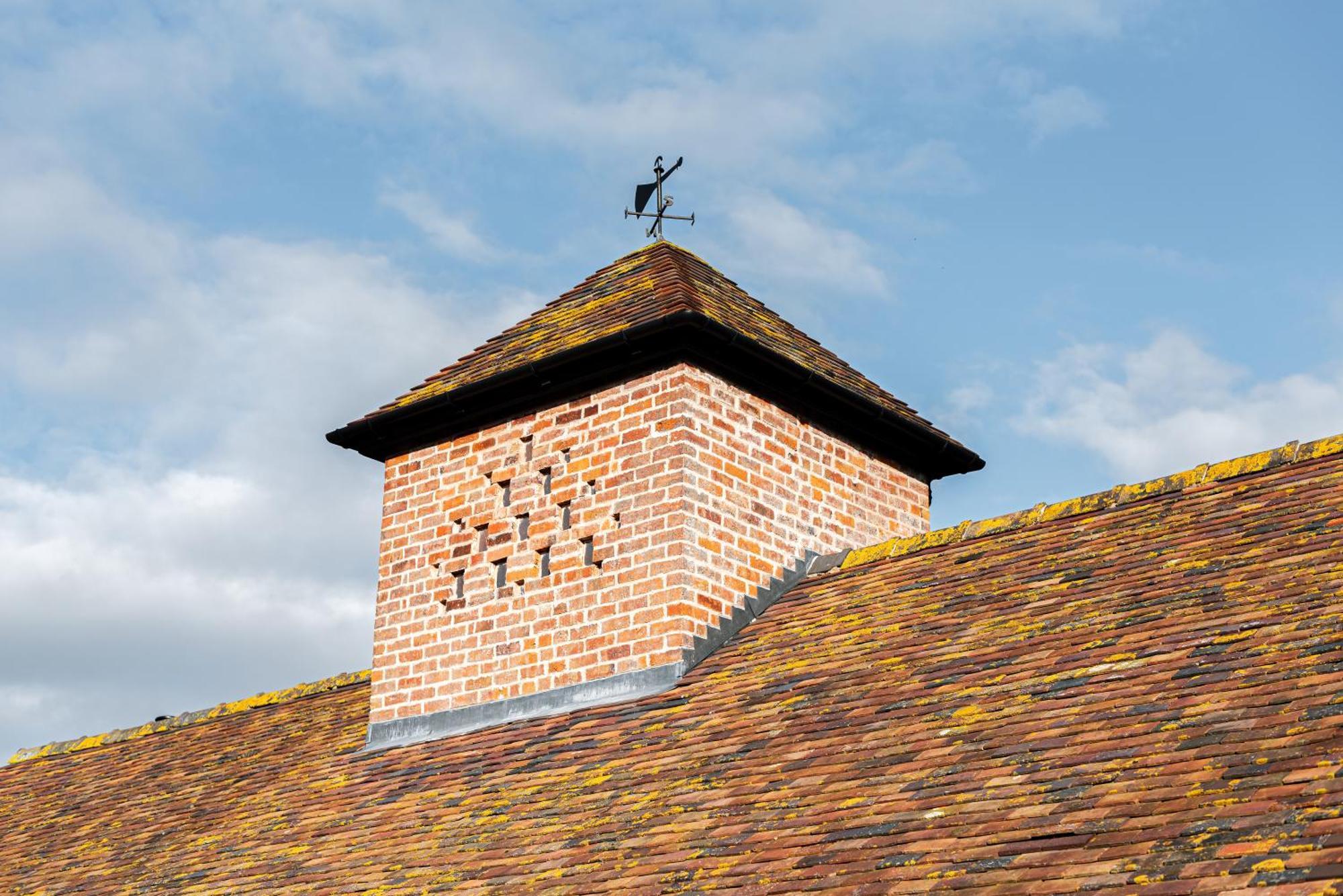 Pigeon House - Unique Barn With Private Garden, Hot Tub And Wood Burner Holiday home *
